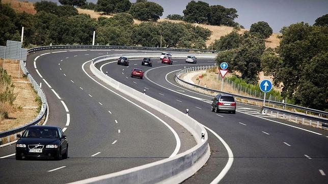 ¿Cuál es la sanción por circular por el carril izquierdo?	