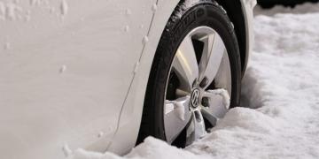Consideraciones y ventajas de calzar unos neumáticos de invierno