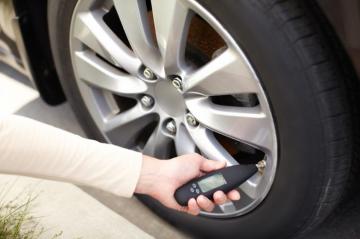 Cómo llevar los neumáticos con la presión correcta